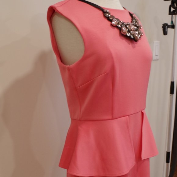 Lori Michaels Ponte Knit Peplum Cocktail Dress w/Bib Necklace NEW -Sz. Med - Picture 5 of 8